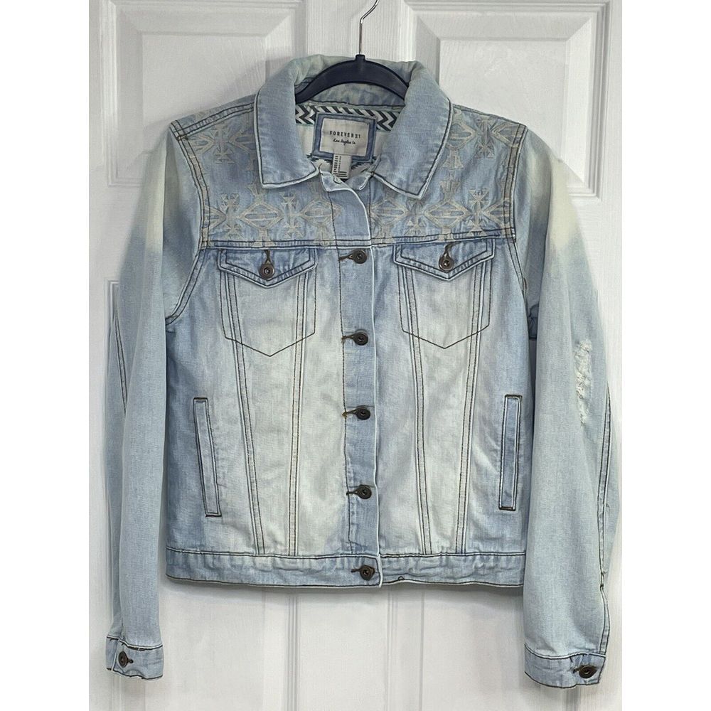 Forever 21 Jacket Women‎ S Blue Denim Aztec Embellished Distressed Trucker A+
